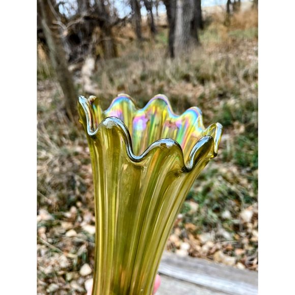 Vintage Green Carnival Glass Stretch Swung Vase 8.5" - Picture 13 of 15